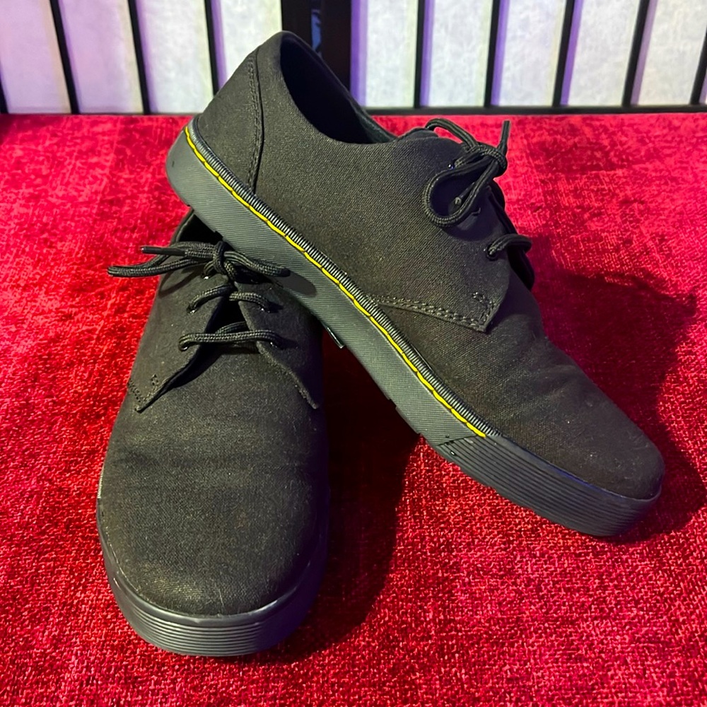 Dr. Martens Airwair Cairo Low Canvas Oxford Flat Black New USM9 USW10 $50 OBO